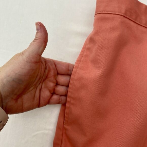 LL Bean Chino Shorts 100% Cotton Classic Fit Pink Coral Mens 42 Preppy - Picture 3 of 8